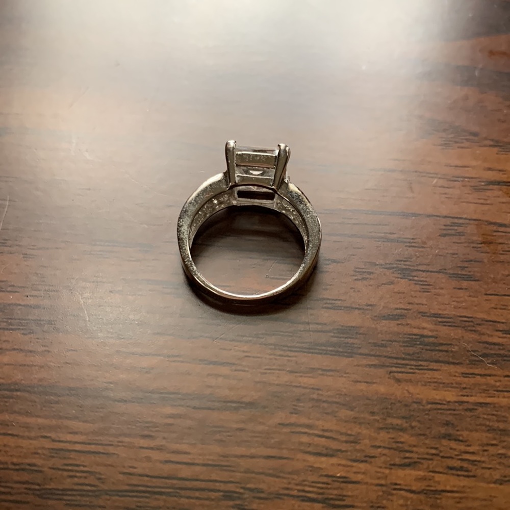 Silver/Clear Rinestone Statement Ring - image 3